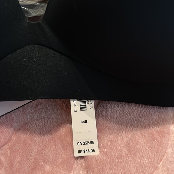 New - INCREDIBLE BY VICTORIA’S SECRET
Wireless Push-Up Bra‎ - Picture 9 of 9